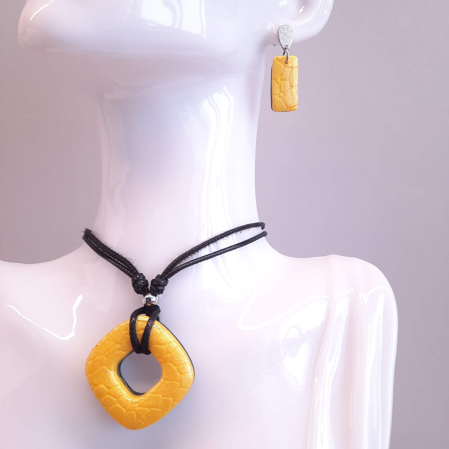 ikigai art bisuteria coleccion amarillo