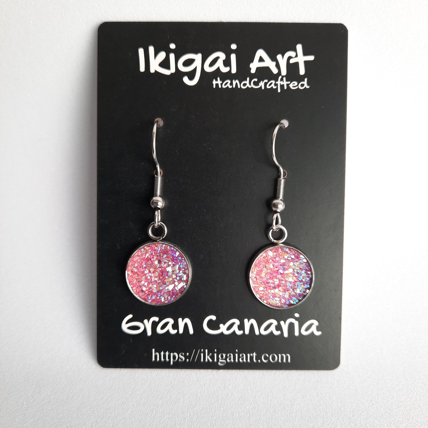 Pendientes Redondo Resina con Gancho fucsia