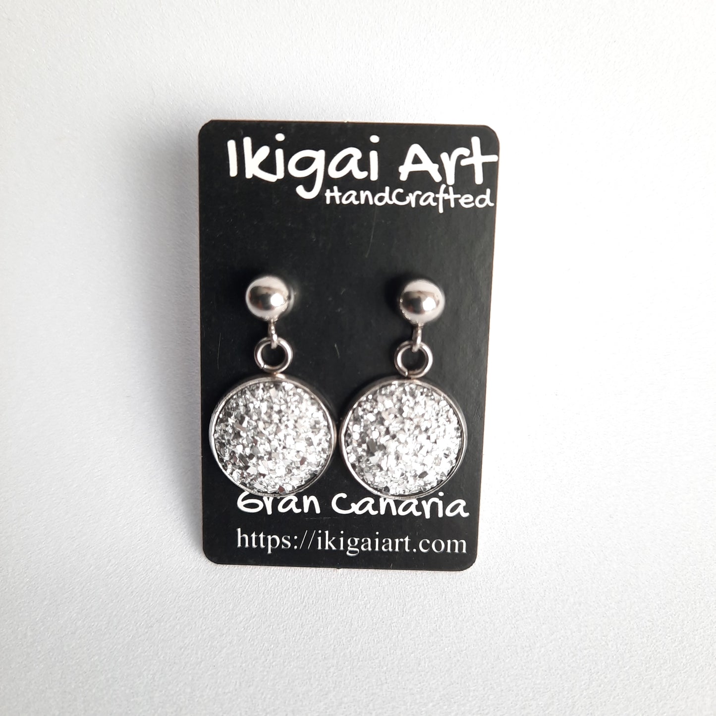 Pendientes Redondo Resina con Base Acero blanco