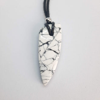 Colgante Triángulo Blanco Mármol