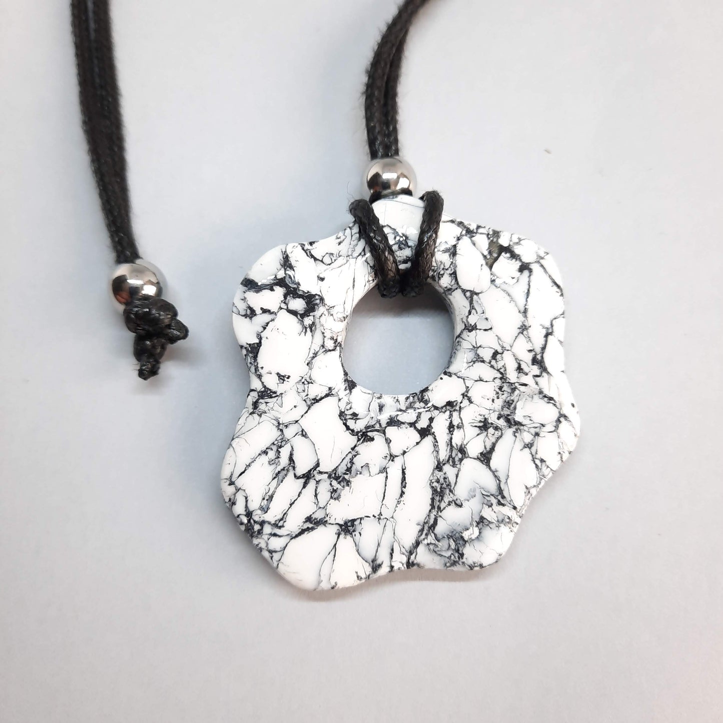 Colgante Fantasy Mediano Blanco Mármol