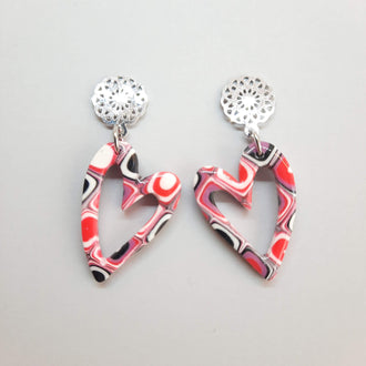 Pendientes Corazón Hueco Rosa Verano con Base Acero