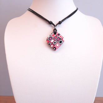 Colgante Cuadrado Pequeño Rosa Verano