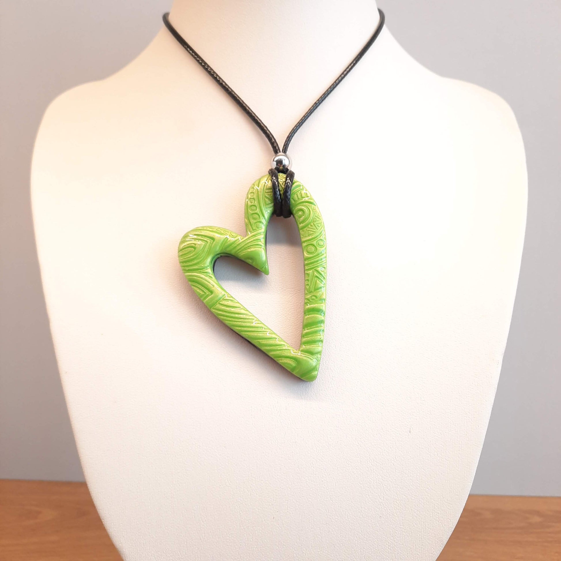 Colgante Corazón Hueco Grande Verde
