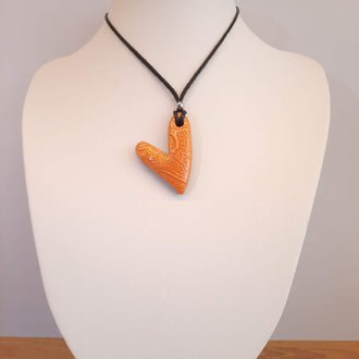 Colgante Corazón Delgado Herrumbre