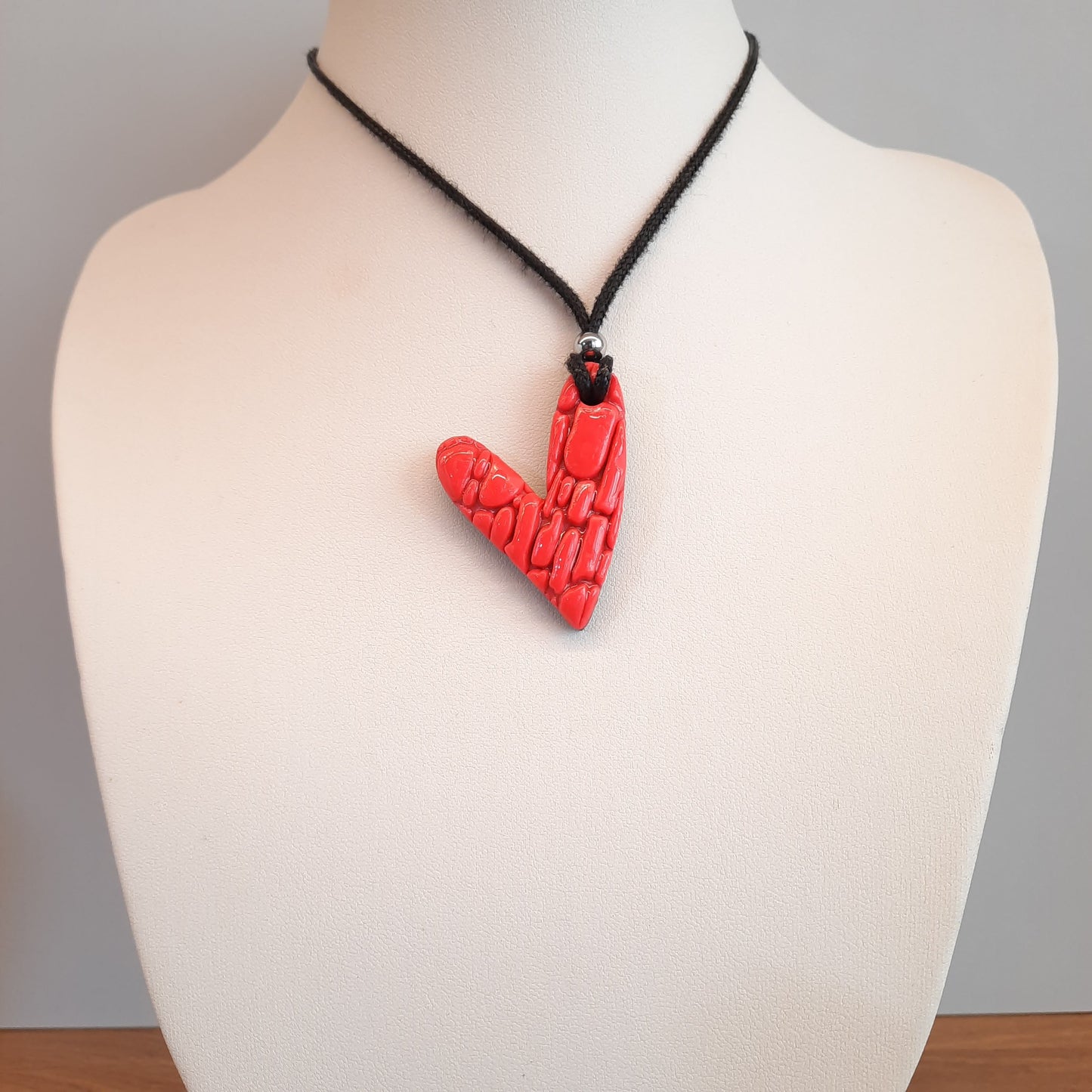Colgante Corazón Delgado Rosa Neon
