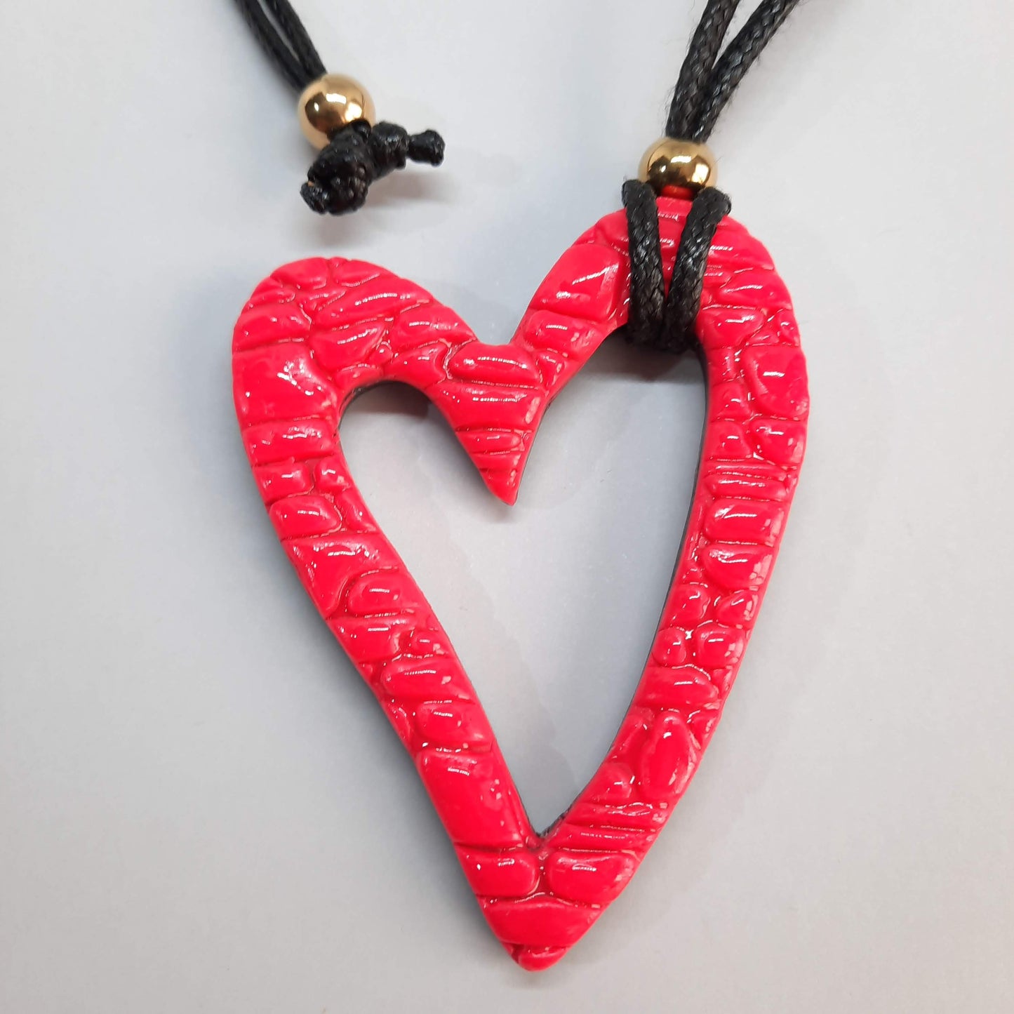 Colgante Corazón Hueco Grande Rosa Neon
