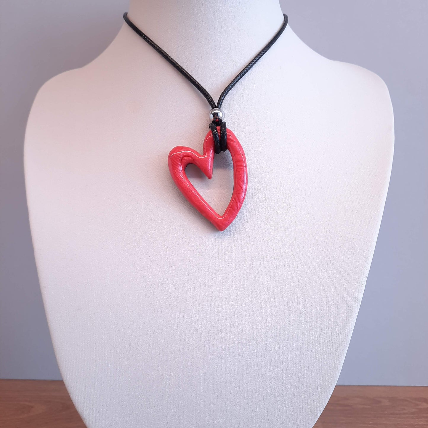 Colgante Corazón Hueco Mediano Rojo