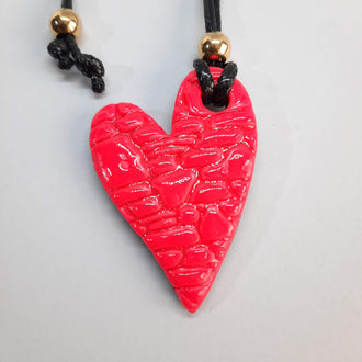 Colgante Corazón Pleno Mediano Rosa Neon