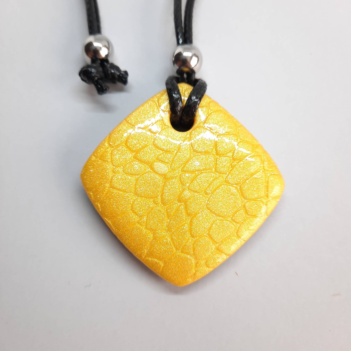 Colgante Cuadrado Amarillo