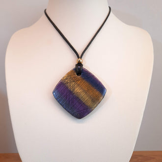 Colgante Cuadrado Grande Labradorita Violeta