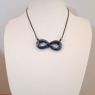 Colgante Infinito Horizontal Labradorita Azul