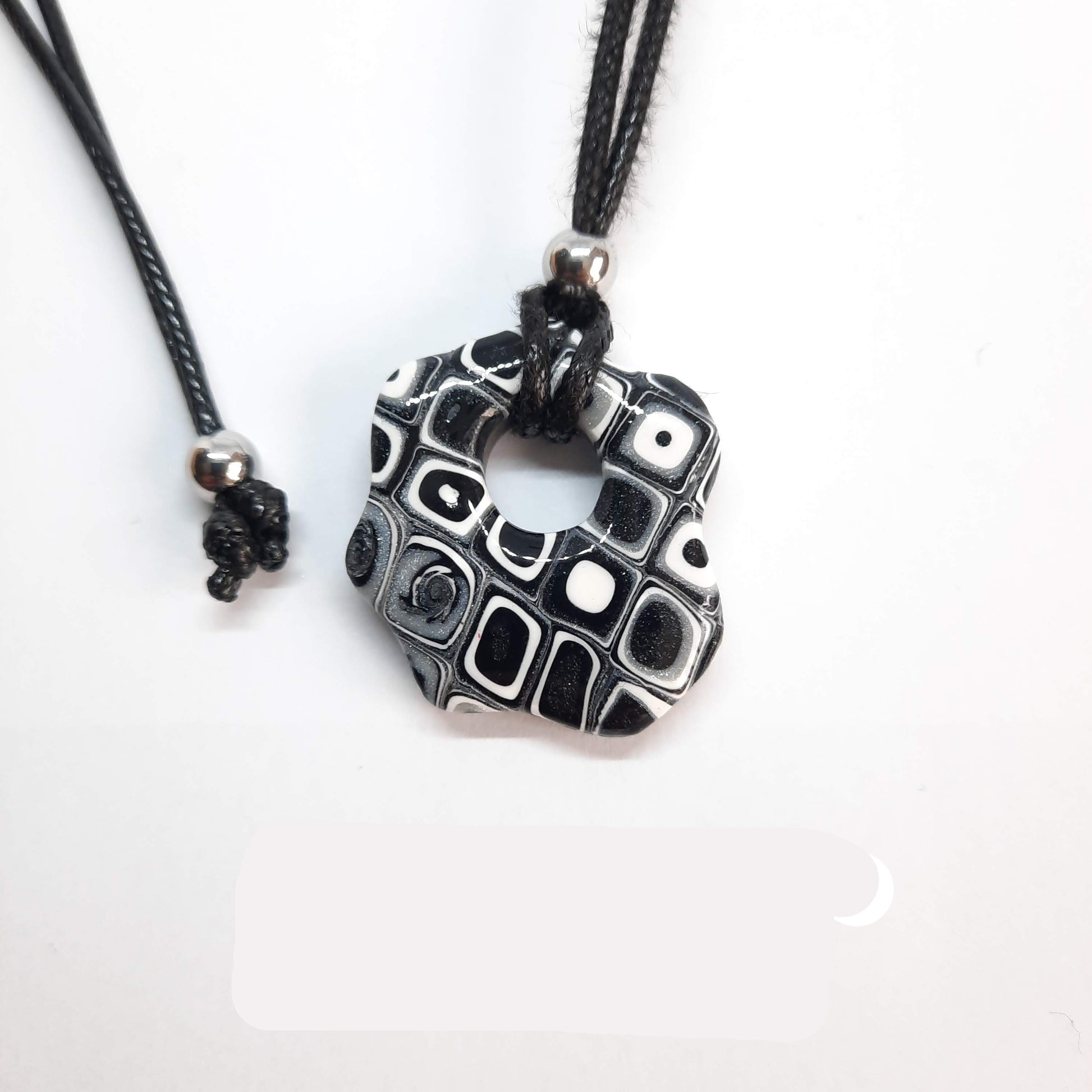 Colgante Nube Negro Blanco pequeño
