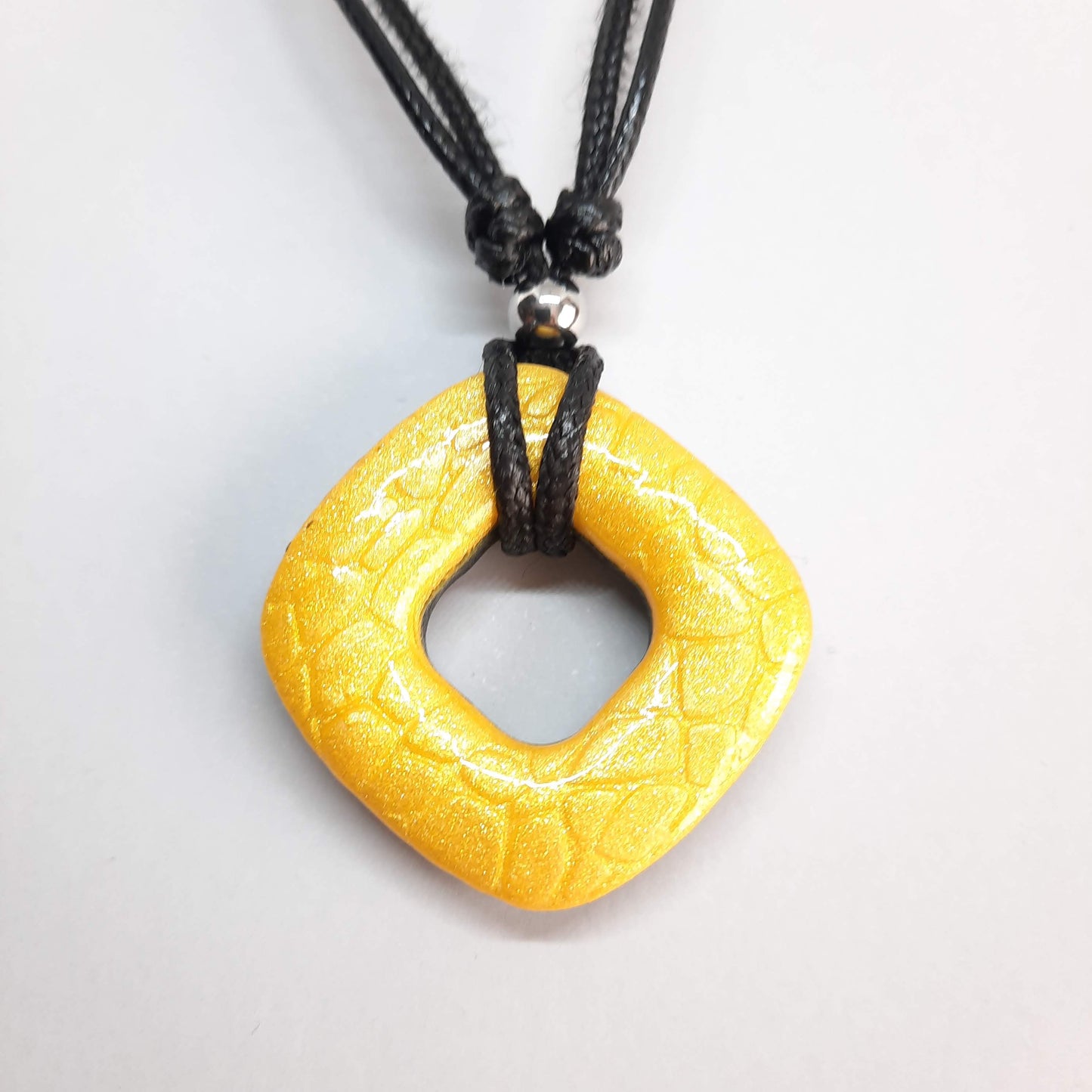 Gargantilla Con Colgante Canarias Amarillo