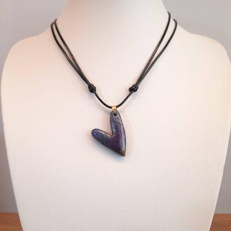Gargantilla Con Colgante Corazón Delgado Labradorita Violeta