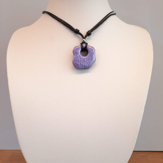 Gargantilla Con Colgante Nube Lila