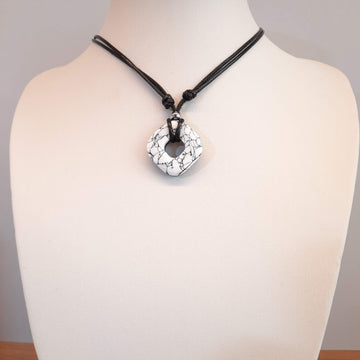 Gargantilla Con Colgante Valencia Blanco Mármol