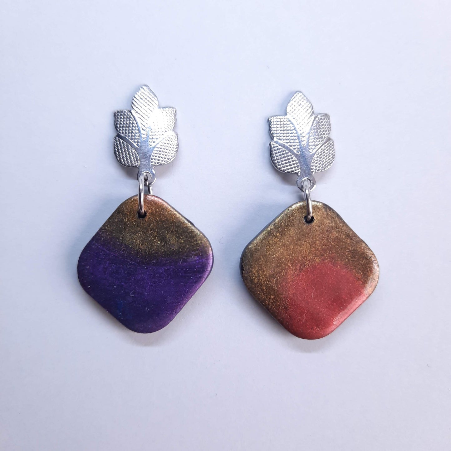 Pendientes Aura Grandes Labradorita Violeta con Base Acero