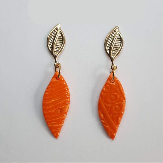 Pendientes Barcelona Naranja con Base Dorada