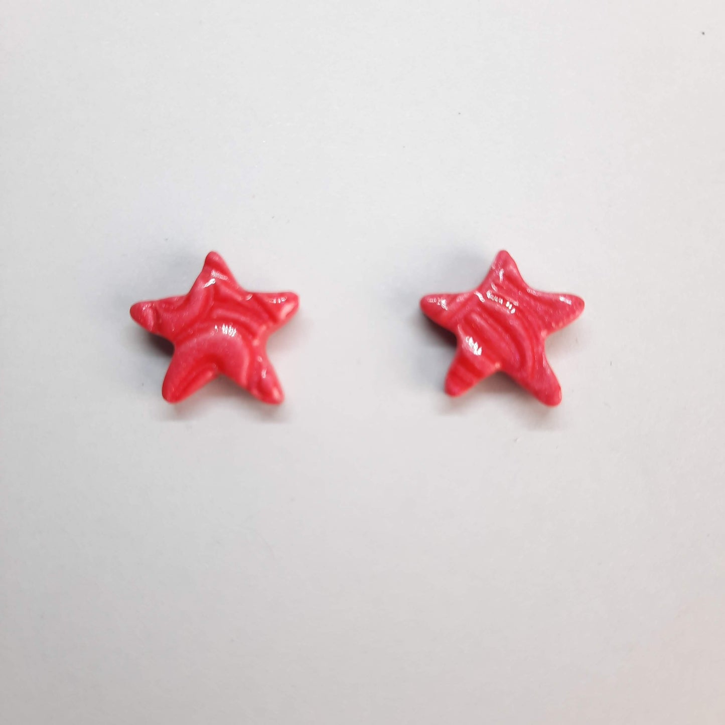 Pendientes Botón Estrella Rojos