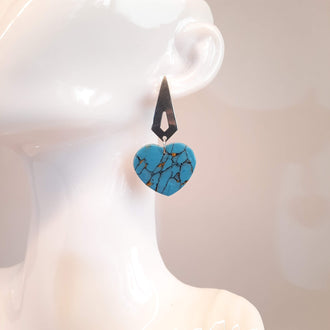 Pendientes Corazón Ancho Turquesa Con Base Plateada