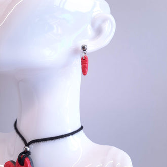 Pendientes Cortos Rojos con Base Acero