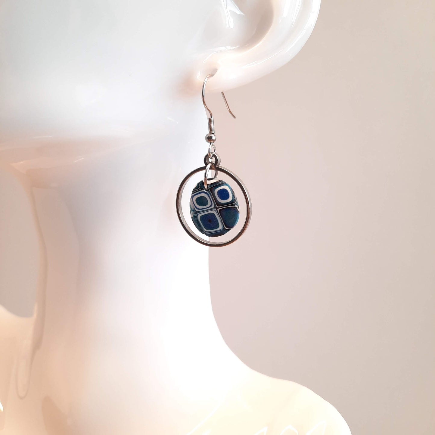 Pendientes Dalia Pasión Azul Con Ganchos