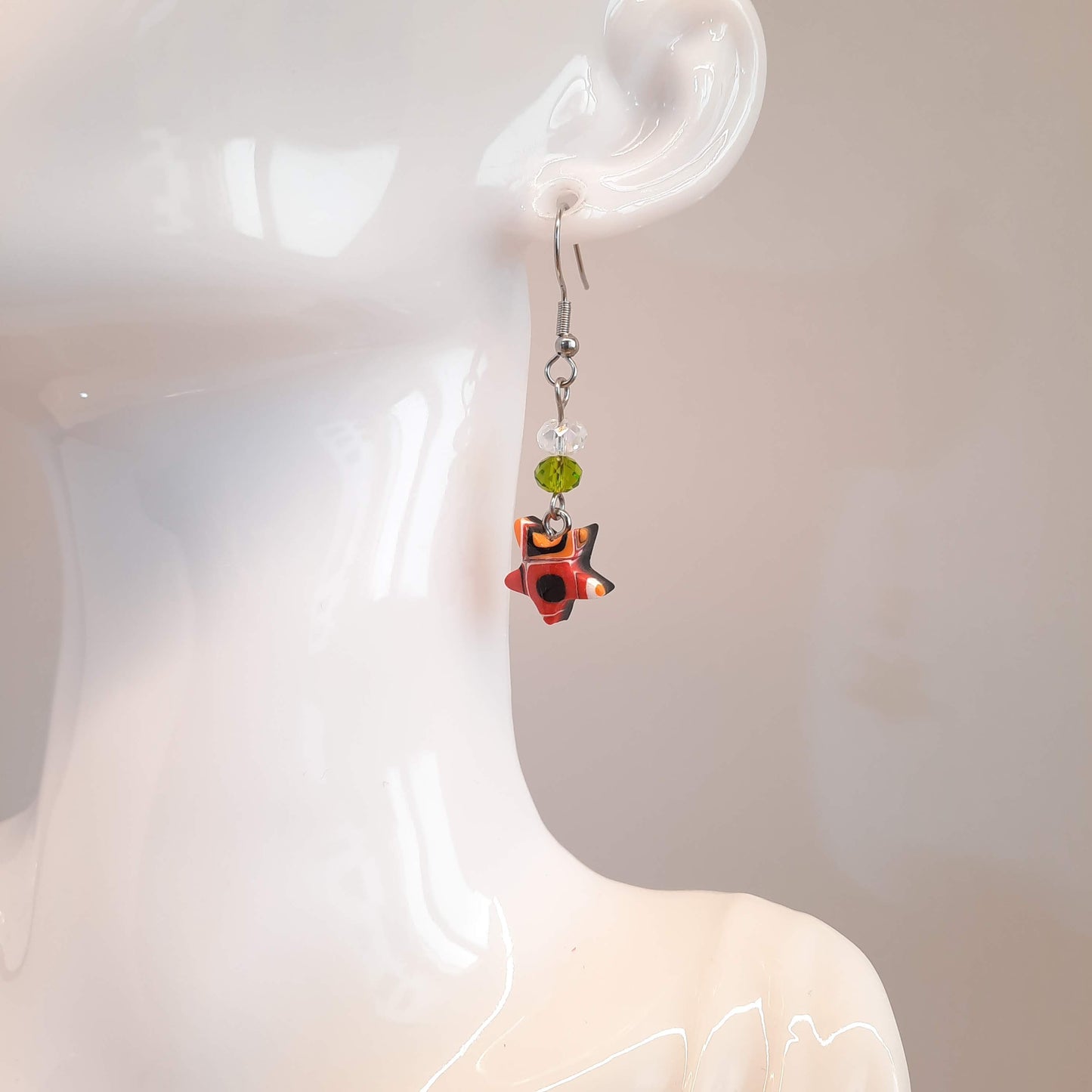 Pendientes Estrella Arcoíris Con Ganchos Y Bolitas De Cristal