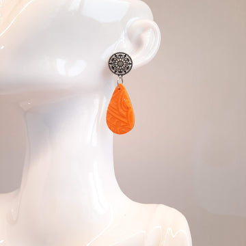 Pendientes Gota Grandes Naranja con Base Plateada