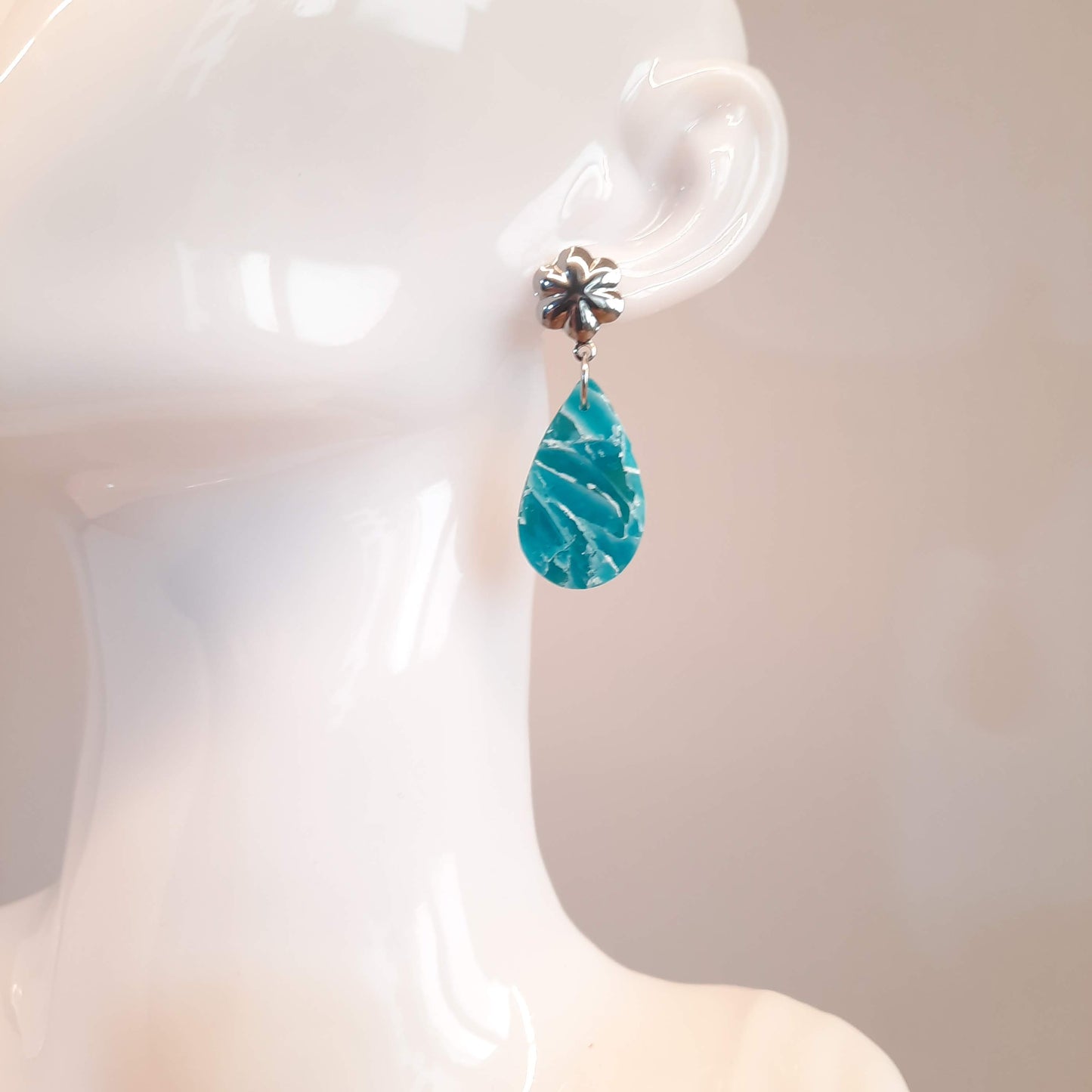 Pendientes Gota Medianos Aguamarina Con Base Plateada