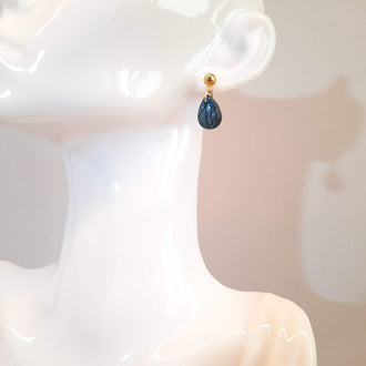 Pendientes Lagrima Labradorita Azul con Base Dorada