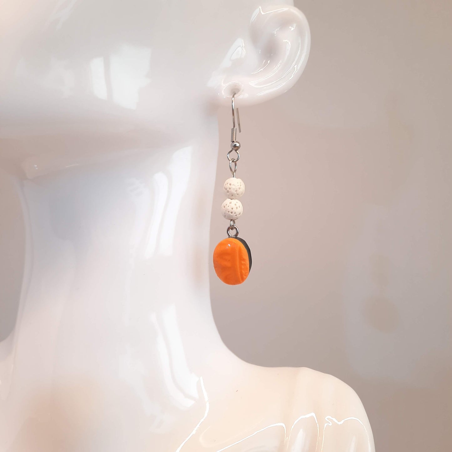 Pendientes Mimosa Naranja Con Bolitas De Lava