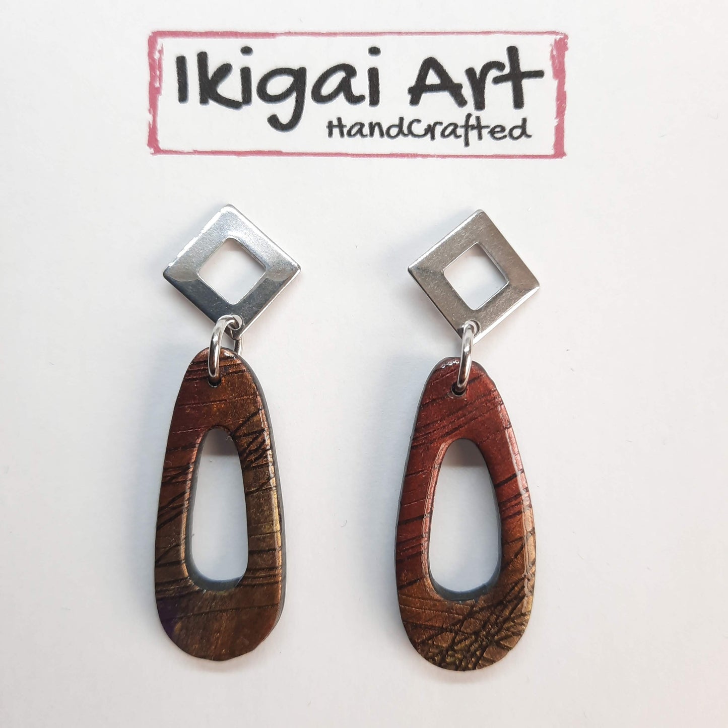 Pendientes Modernos Medianos Labradorita Violeta con Base Plateada