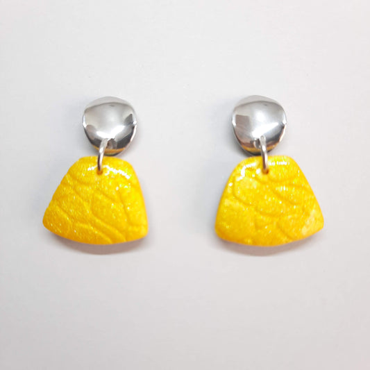 Pendientes Osaka Amarillos con Base Acero