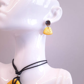 Pendientes Osaka Amarillos con Base Acero