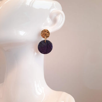 Pendientes Redondos Medianos Labradorita Violeta con Base Dorada