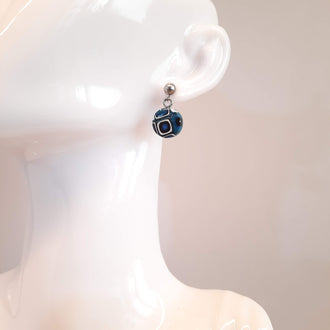 Pendientes Redondos Pequeños Pasión Azul Con Base Plateada