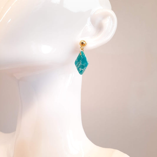 Pendientes Rombo Pequeños Aguamarina Con Base Dorada