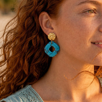 Pendientes Valencia Turquesa Con Base Dorada