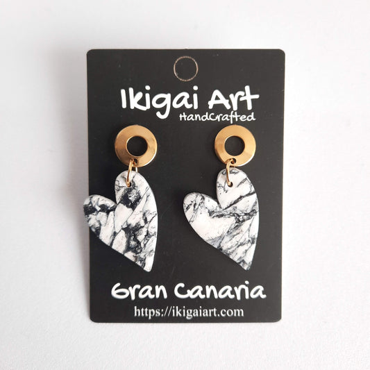Pendientes Corazón Blanco Mármol con Base Dorada