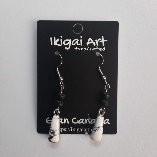 Pendientes Trapecio Blanco Mármol con Ganchos Acero y Bolitas de Lava