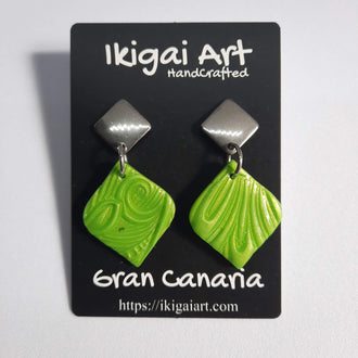 Pendientes Cuadrado Verde con Base Acero