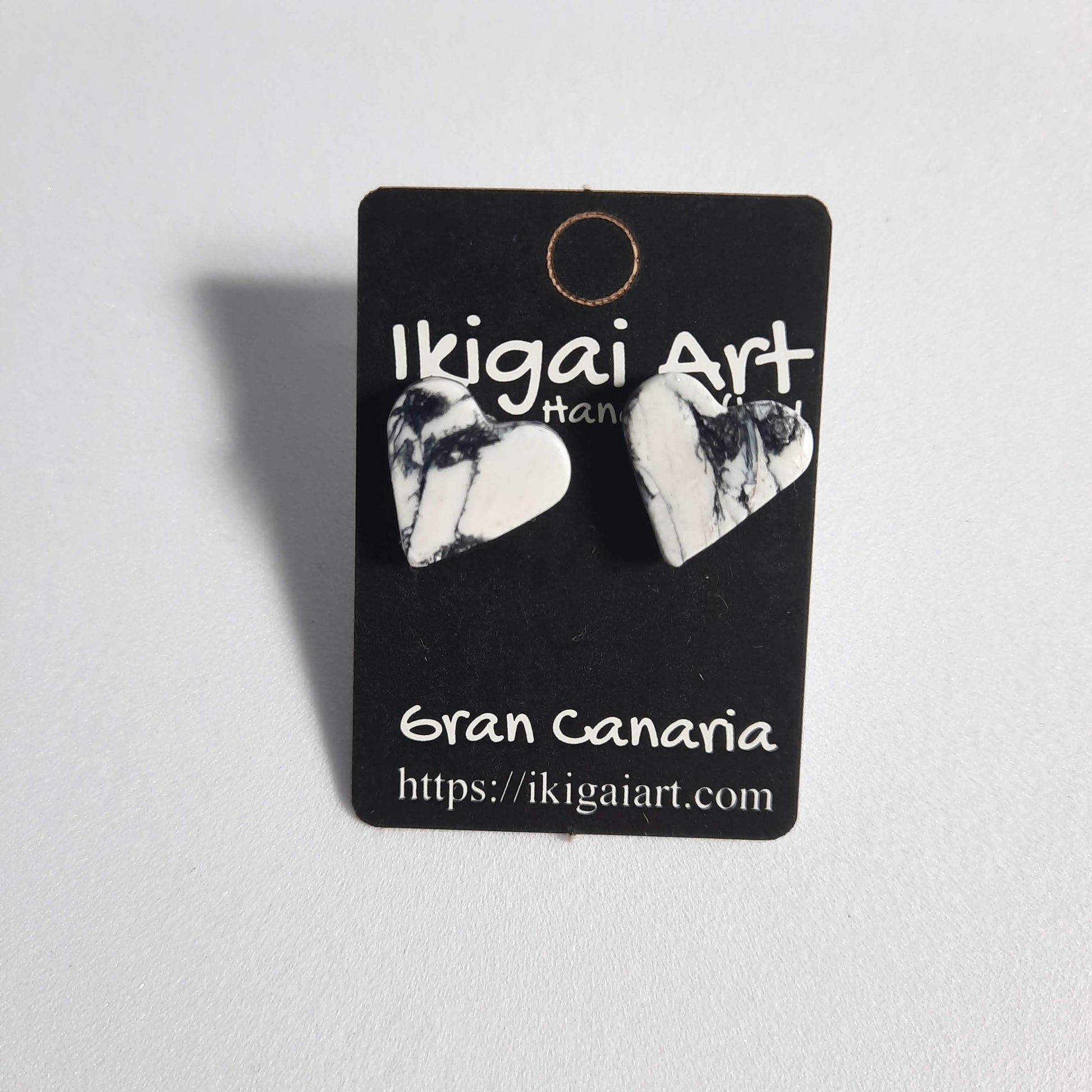 Pendientes Botón Corazón Blanco Mármol