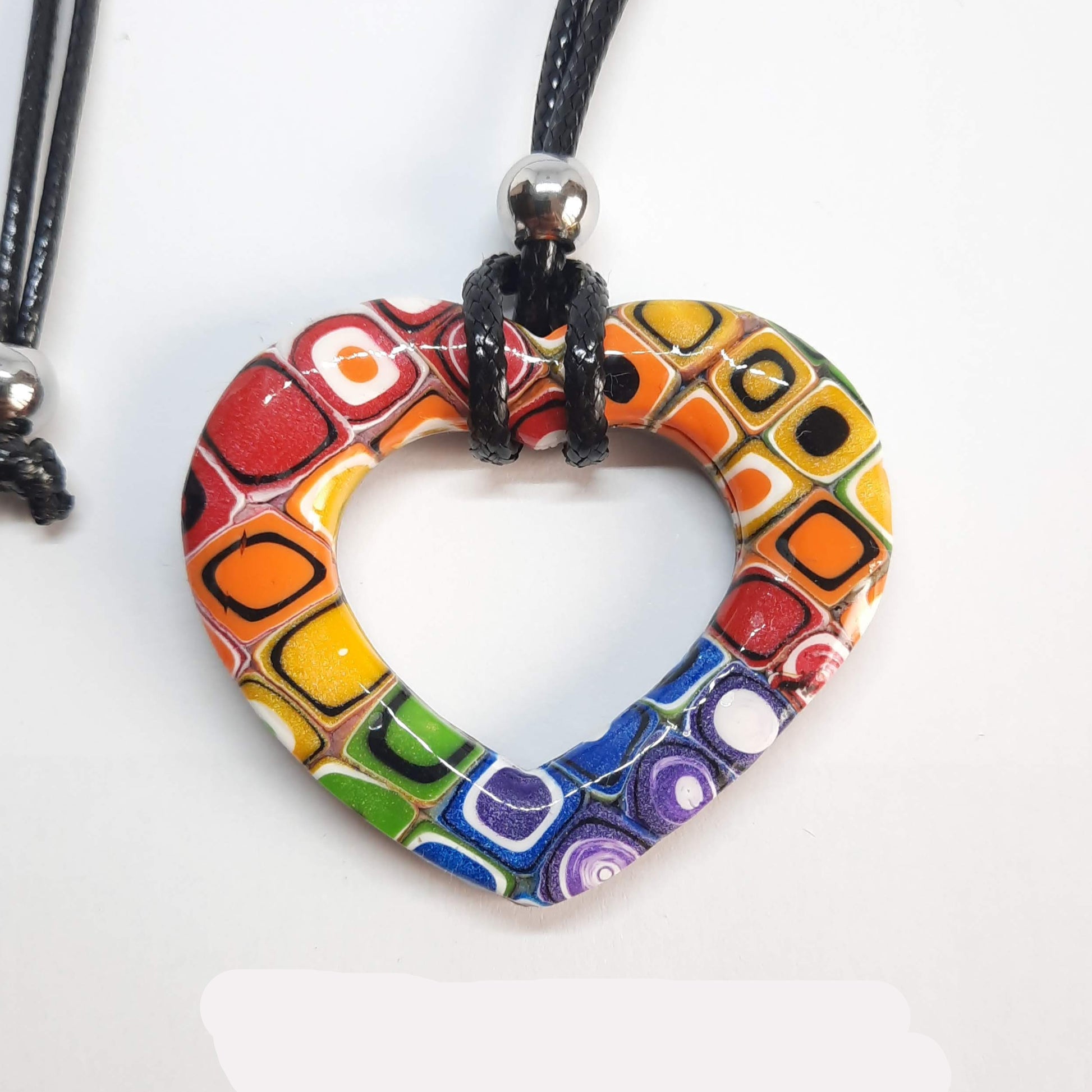 Colgante Corazón Arcoíris mediano