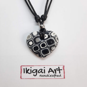 Colgante Corazón Pequeño Negro Blanco