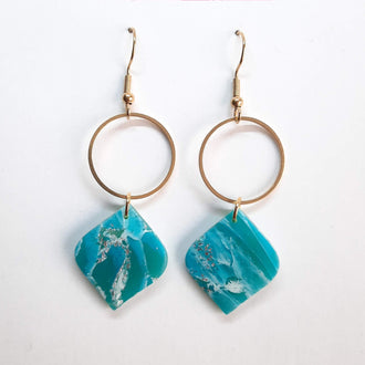 Pendientes Cuadrado Aguamarina con Gancho Dorado