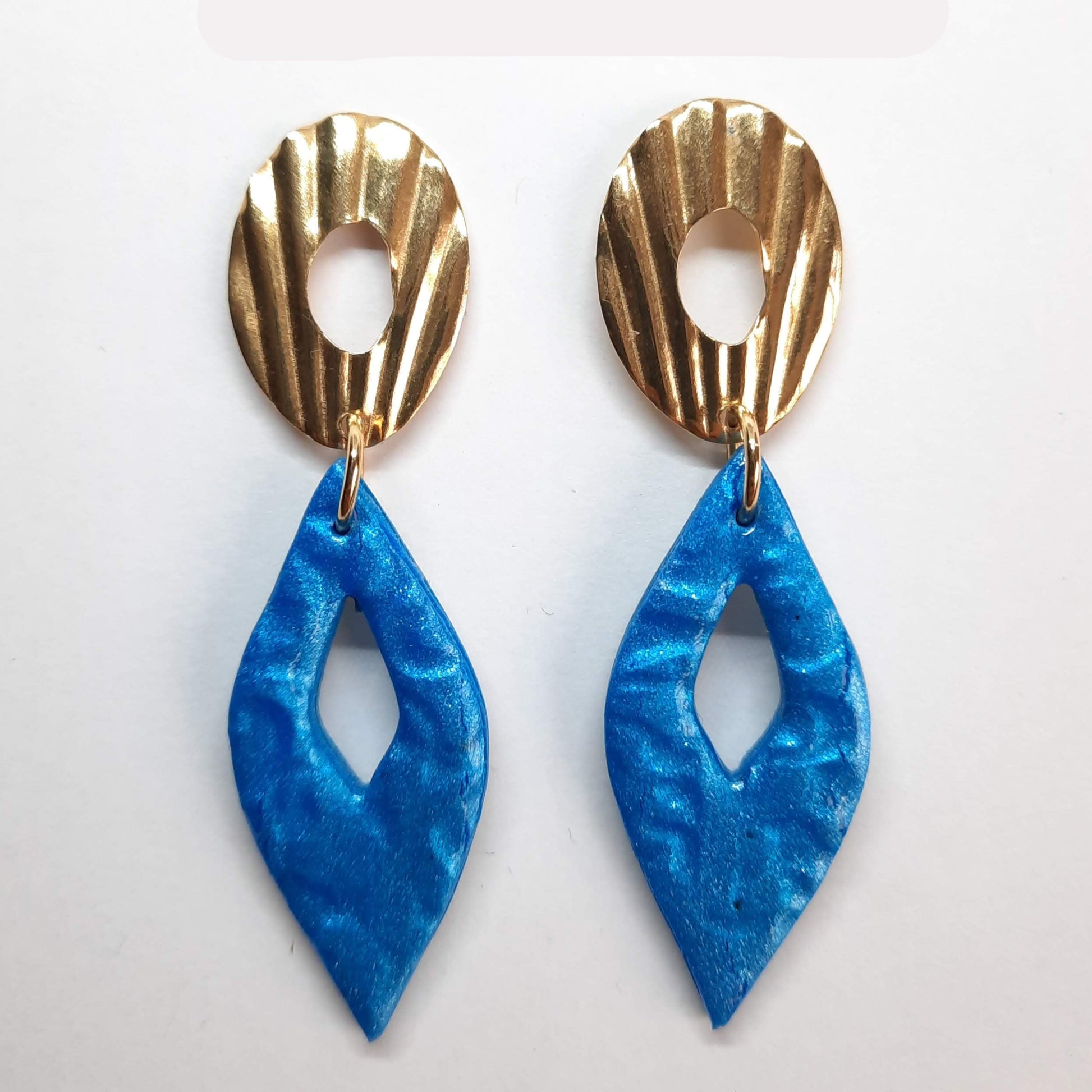 Pendientes Fantasy Azul con Base Dorada