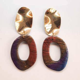 Pendientes Ovalado Labradorita Violeta con Base Dorada