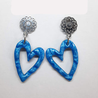 Pendientes Corazón Hueco Azul con Base Acero