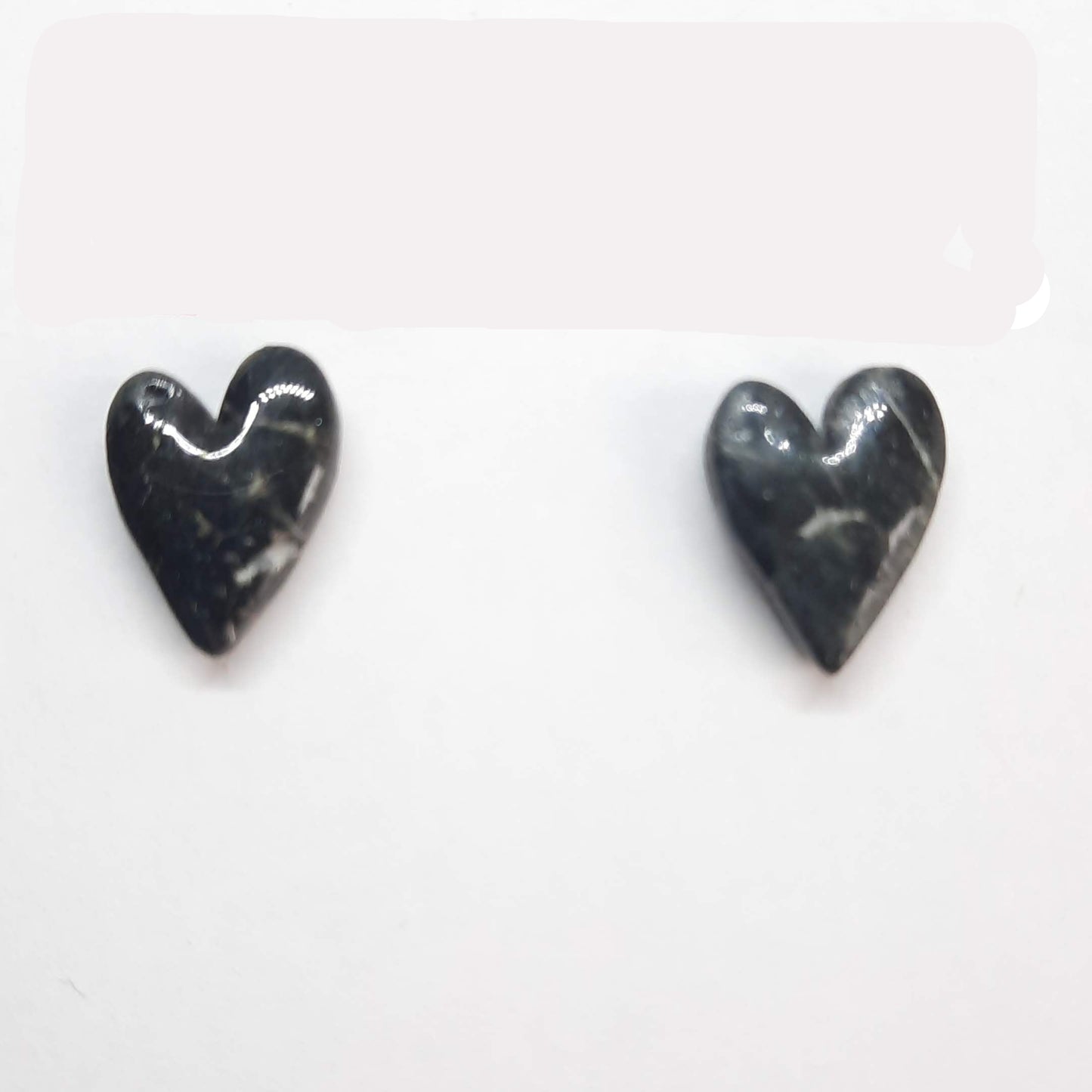 Pendientes Botón Corazón Negro Mármol